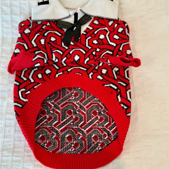 Chic Red Patterned Dog sweater 12-16lb